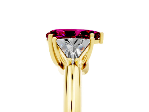Yellow gold Three-Stone Pear Cut Cut Diamond Ring with Trillion Side Stones and Four-Prong Setting_5