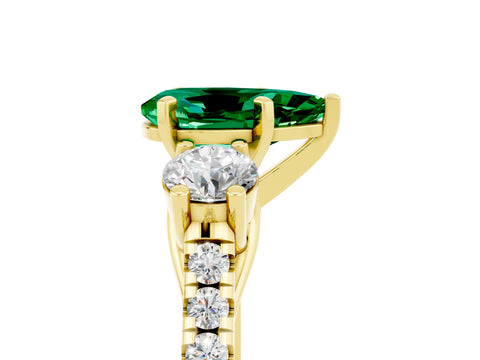 Yellow gold Three-Stone Pear Cut Emerald Pavé Band with Four-Prong Setting_5
