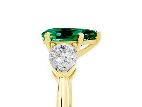 Yellow gold Three-Stone Pear Cut Emerald Ring with Pear Side Stones and Four-Prong Setting_5