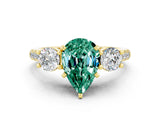 Yellow gold Three-Stone Pear Cut Green Sapphire Pavé Band with Four-Prong Setting