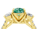 Yellow gold Three-Stone Pear Cut Green Sapphire Pavé Band with Four-Prong Setting_4