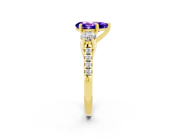 Yellow gold Three-Stone Pear Cut Tanzanite Pavé Band with Four-Prong Setting