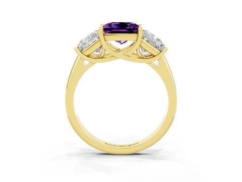 Yellow gold Three-Stone Princess Cut Amethyst Engagement Ring with Prong Setting_3