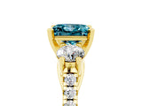 Yellow gold Three-Stone Princess Cut Blue Topaz Pavé Band with Four-Prong Setting_5