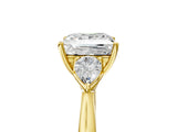Yellow gold Three-Stone Princess Cut Brilliant Diamond Solitaire Ring with Tapered Band and Four-Prong Setting_17