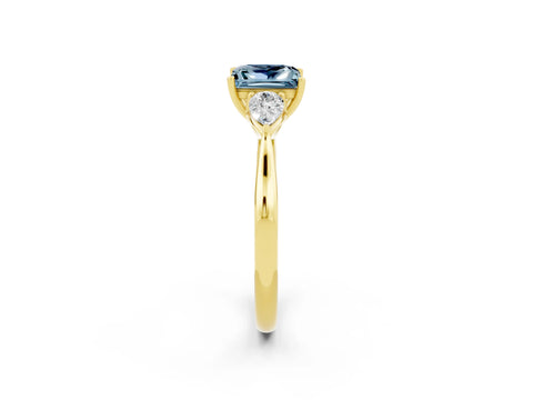 Yellow gold Three-Stone Princess Cut Cut Diamond Ring with Pear Side Stones in Four-Prong Setting_2