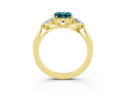 Yellow gold Three-Stone Princess Cut Cut Diamond Ring with Pear Side Stones in Four-Prong Setting_3