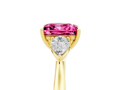 Yellow gold Three-Stone Princess Cut Cut Diamond Ring with Pear Side Stones in Four-Prong Setting_5