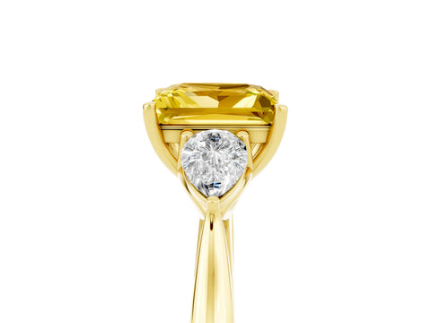 Yellow gold Three-Stone Princess Cut Cut Diamond Ring with Pear Side Stones in Four-Prong Setting_5