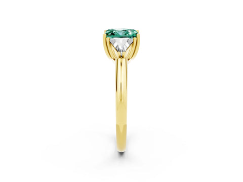 Yellow gold Three-Stone Princess Cut Cut Diamond Ring with Trillion Side Stones and Four-Prong Setting_2