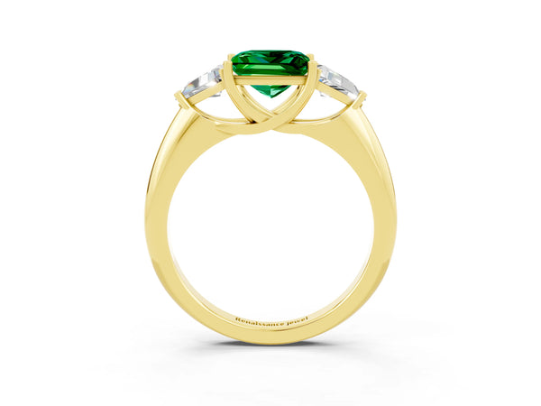 Yellow gold Three-Stone Princess Cut Emerald Engagement Ring with Trillion Side Stones and Prong Setting