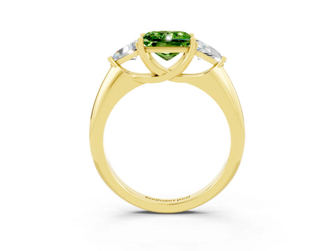 Yellow gold Three-Stone Princess Cut Cut Diamond Ring with Trillion Side Stones and Four-Prong Setting_3