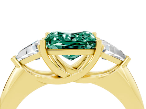 Yellow gold Three-Stone Princess Cut Cut Diamond Ring with Trillion Side Stones and Four-Prong Setting_4