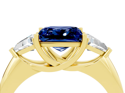 Yellow gold Three-Stone Princess Cut Cut Diamond Ring with Trillion Side Stones and Four-Prong Setting_4