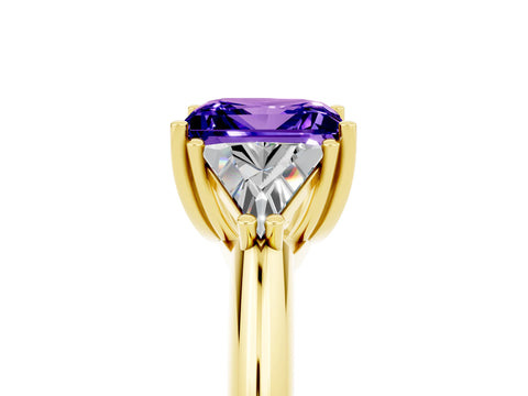 Yellow gold Three-Stone Princess Cut Cut Diamond Ring with Trillion Side Stones and Four-Prong Setting_5
