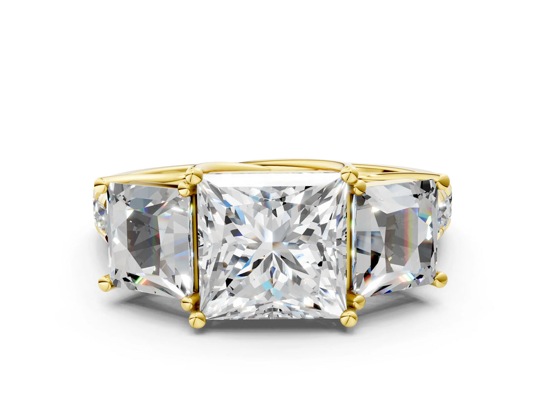 Yellow gold Three-Stone Princess Cut Diamond Pavé Band with Prong Setting_3