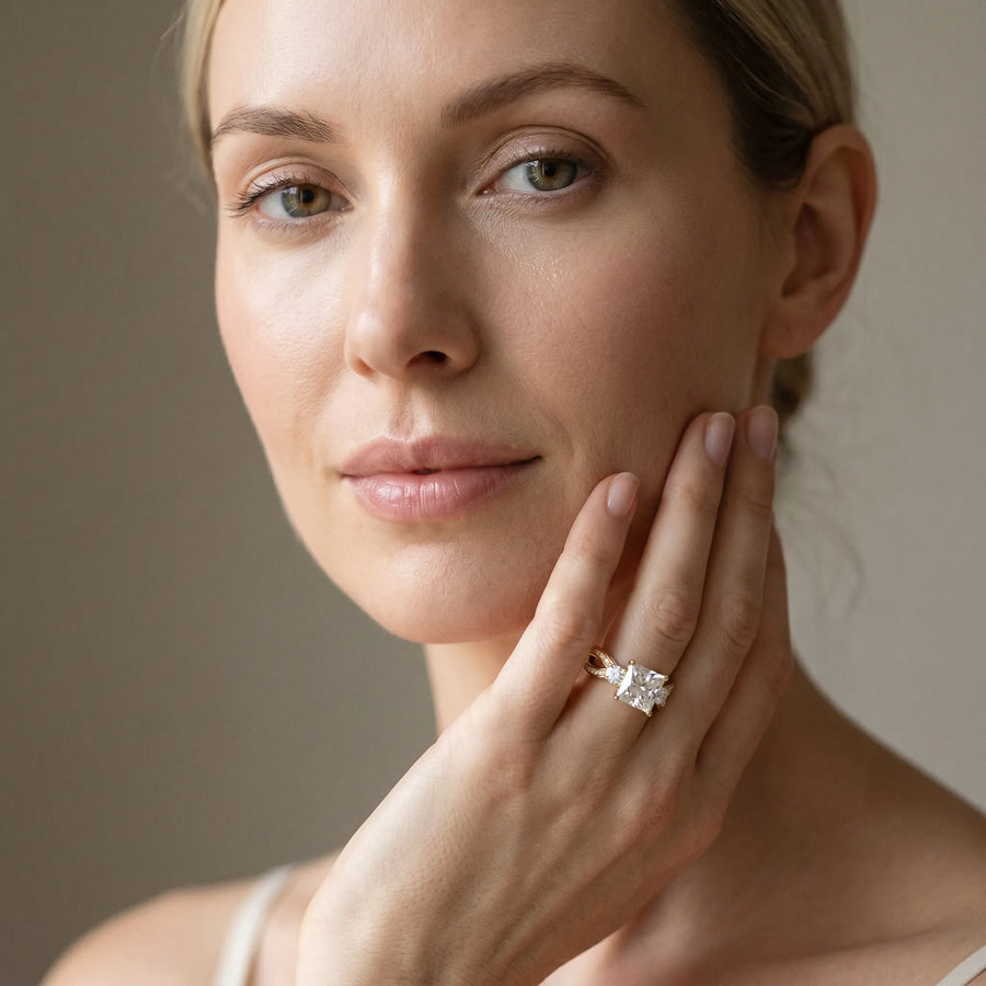 Yellow gold Three-Stone Princess Cut Diamond Twist Band with Prong Setting