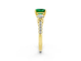 Yellow gold Three-Stone Princess Cut Emerald Pavé Band with Four-Prong Setting_2
