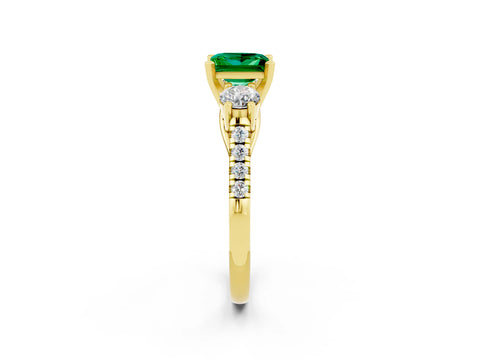 Yellow gold Three-Stone Princess Cut Emerald Pavé Band with Four-Prong Setting_2