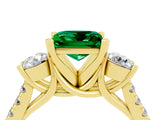 Yellow gold Three-Stone Princess Cut Emerald Pavé Band with Four-Prong Setting_4