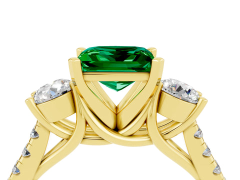 Yellow gold Three-Stone Princess Cut Emerald Pavé Band with Four-Prong Setting_4