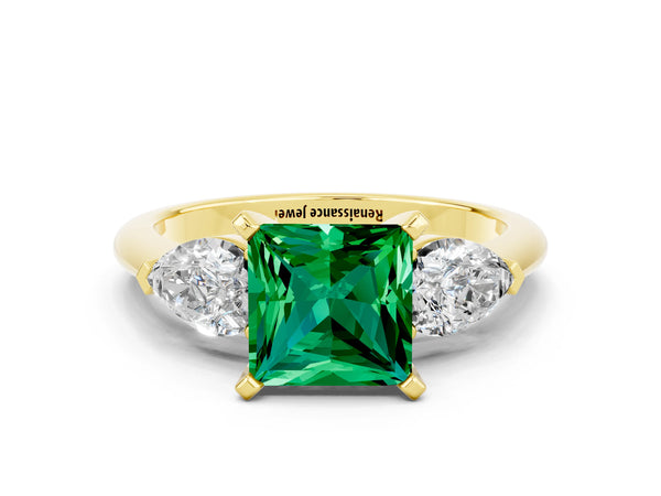 Yellow gold Three-Stone Princess Cut Emerald Ring with Pear Side Stones and Four-Prong Setting