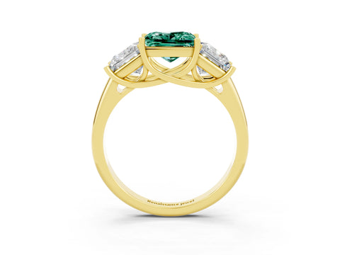 Yellow gold Three-Stone Princess Cut Green Sapphire Engagement Ring with Prong Setting_3