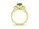 Yellow gold Three-Stone Princess Cut Green Sapphire Pavé Band with Four-Prong Setting_3