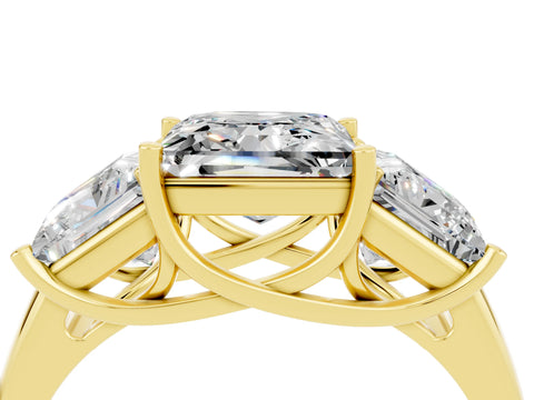 Yellow gold Three-Stone Princess Cut Moissanite Engagement Ring with Prong Setting_4