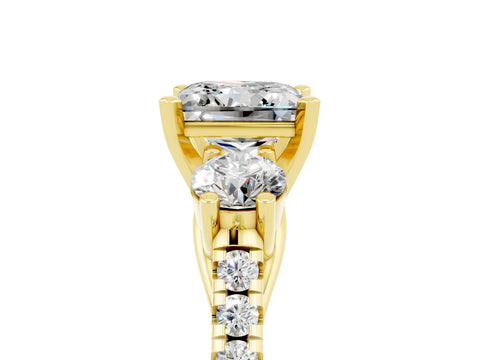 Yellow gold Three-Stone Princess Cut Moissanite Pavé Band with Four-Prong Setting_5