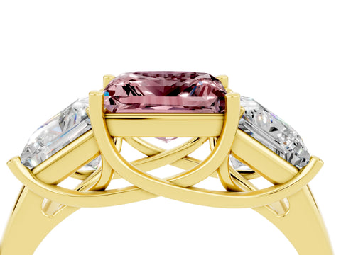 Yellow gold Three-Stone Princess Cut Morganite Engagement Ring with Prong Setting_4