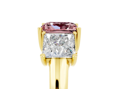 Yellow gold Three-Stone Princess Cut Morganite Engagement Ring with Prong Setting_5