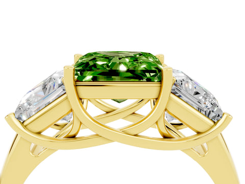 Yellow gold Three-Stone Princess Cut Peridot Engagement Ring with Prong Setting_4
