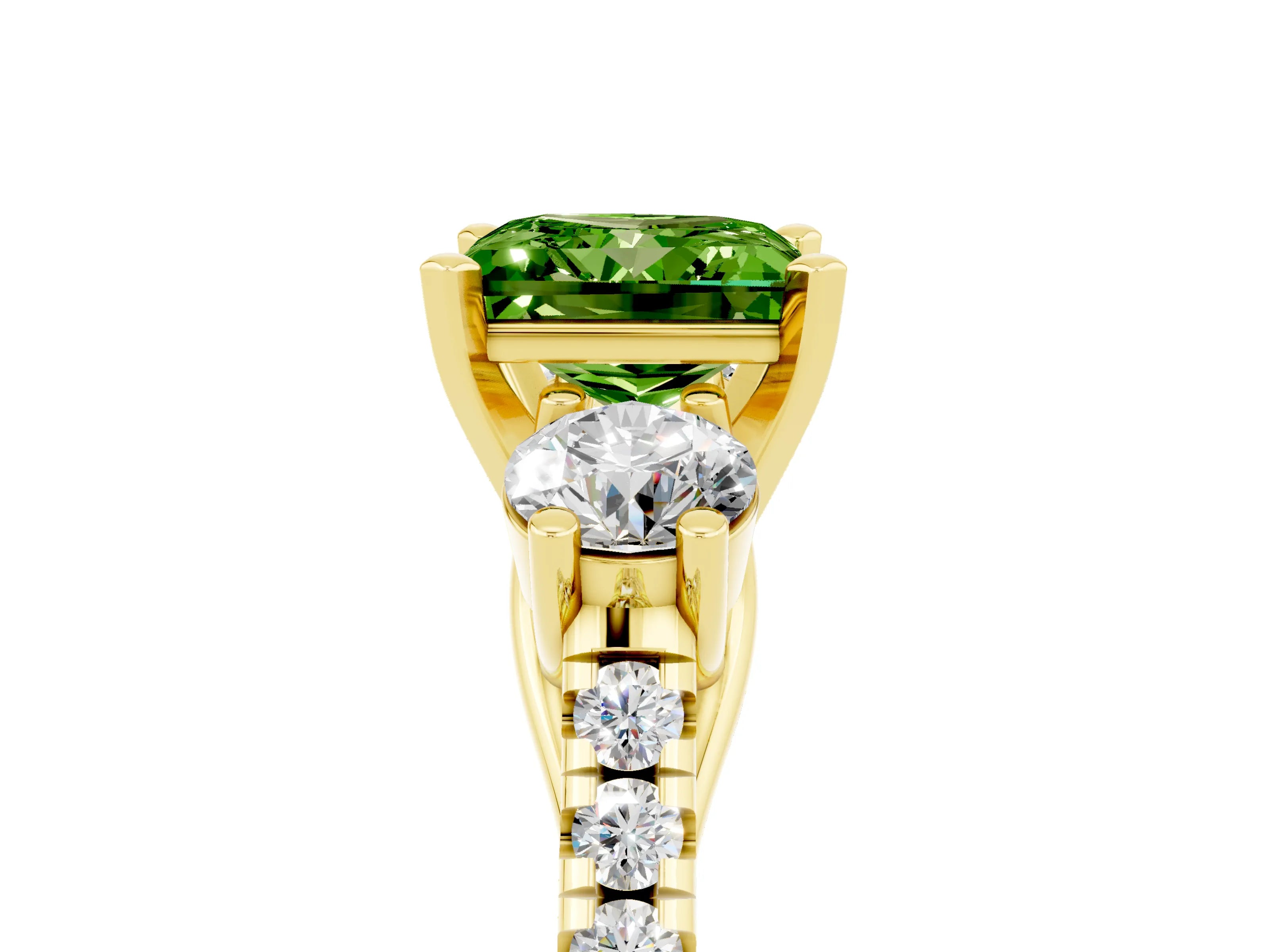 Yellow gold Three-Stone Princess Cut Peridot Pavé Band with Four-Prong Setting_5