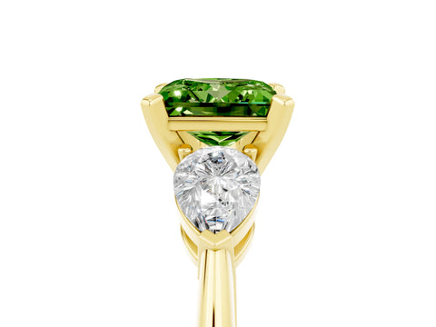 Yellow gold Three-Stone Princess Cut Peridot Ring with Pear Side Stones and Four-Prong Setting_5