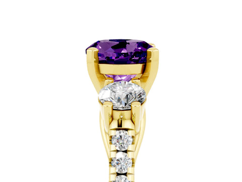 Yellow gold Three-Stone Round Cut Amethyst Pavé Band with Four-Prong Setting_5