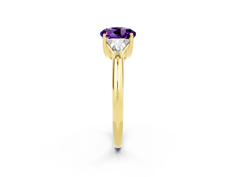 Yellow gold Three-Stone Round Cut Cut Diamond Ring with Trillion Side Stones and Four-Prong Setting_2