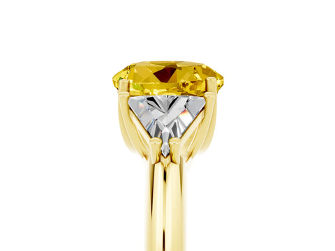 Yellow gold Three-Stone Round Cut Cut Diamond Ring with Trillion Side Stones and Four-Prong Setting_5