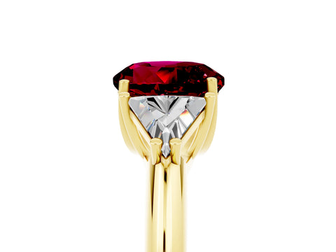 Yellow gold Three-Stone Round Cut Cut Diamond Ring with Trillion Side Stones and Four-Prong Setting_5