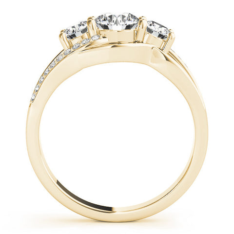 Yellow gold Three-Stone Round Cut Diamond Split Shank Prong Set Ring 2