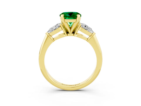 Yellow gold Three-Stone Round Cut Emerald Ring with Pear Side Stones and Four-Prong Setting_3