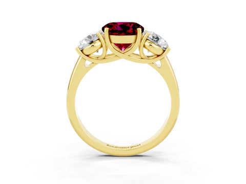 Yellow gold Three-Stone Round Cut Garnet Engagement Ring with Prong Setting_3