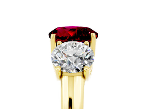 Yellow gold Three-Stone Round Cut Garnet Engagement Ring with Prong Setting_5