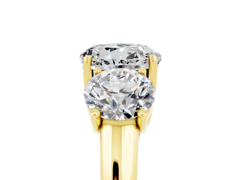 Yellow gold Three-Stone Round Cut Moissanite Engagement Ring with Prong Setting_5