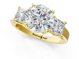 Yellow gold Three-Stone Round Cut Solitaire Ring with Prong Setting_4