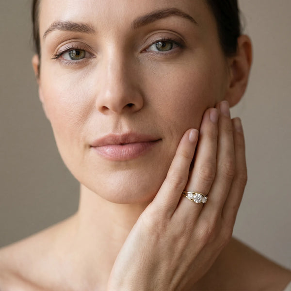Yellow gold Three-Stone Round Diamond Split Shank Prong Setting Ring