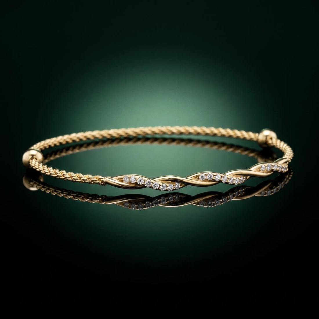 Yellow gold Twisted Diamond Round-Cut Cable Chain Bracelet with Bezel Setting_12
