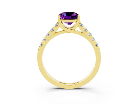 Yellow gold {shape_name} Amethyst Solitaire Ring with Pavé Band and Four-Prong Setting_3