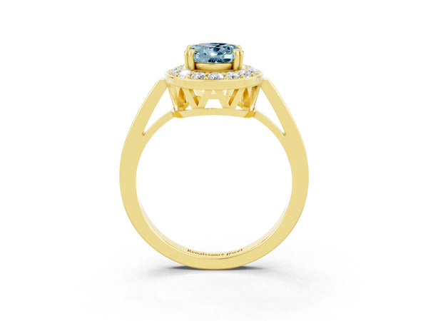 Yellow gold Oval Cut Aquamarine Halo Ring with Split Shank and Four-Prong Setting