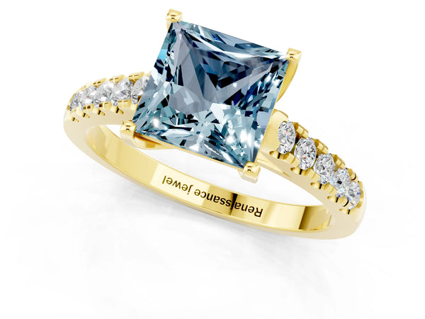 Yellow gold Princess Cut Aquamarine Pavé Band Solitaire Ring with Prong Setting